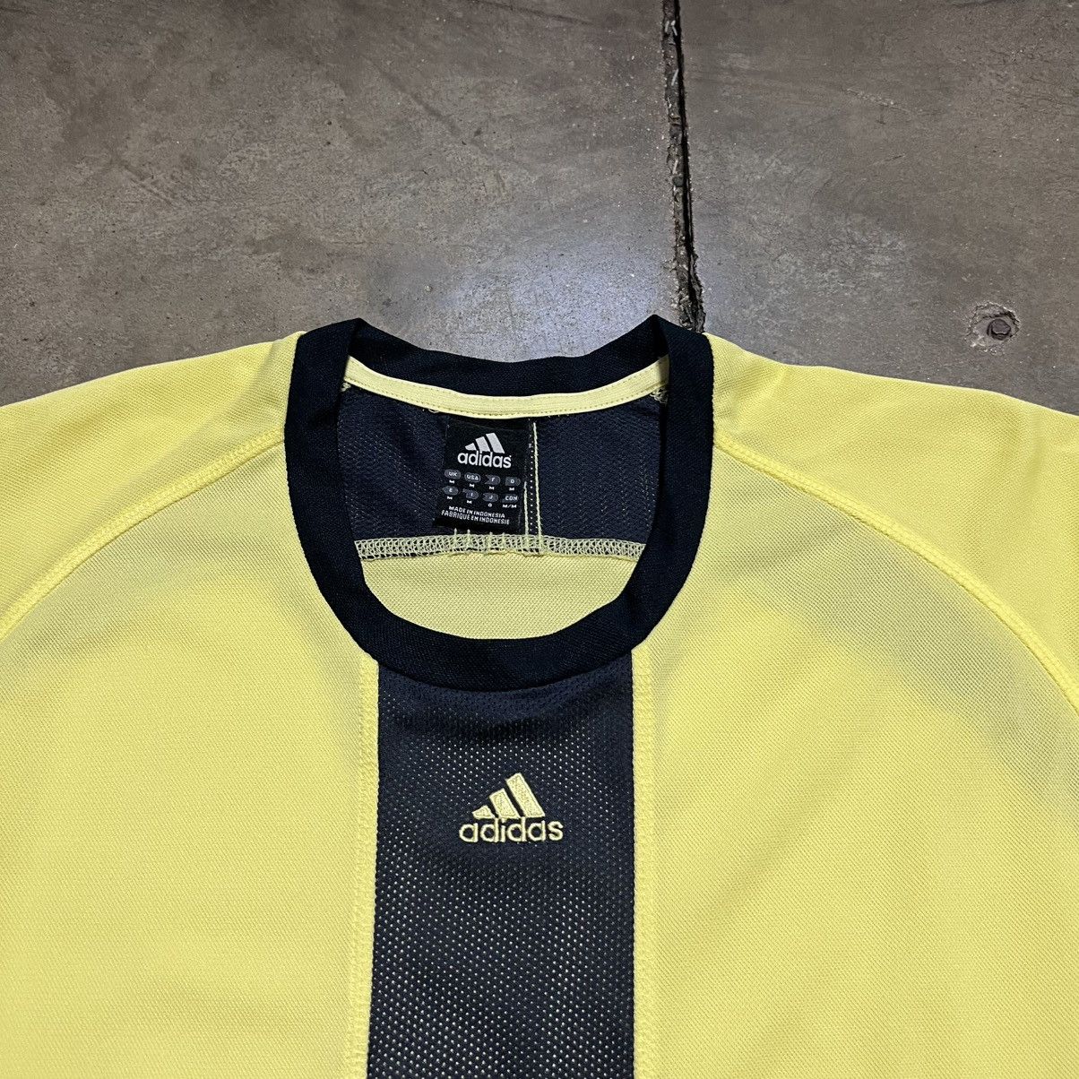 Adidas Vintage Adidas Soccer Warm Up Practice Jersey Logo Striped Size US M / EU 48-50 / 2 - 5 Thumbnail