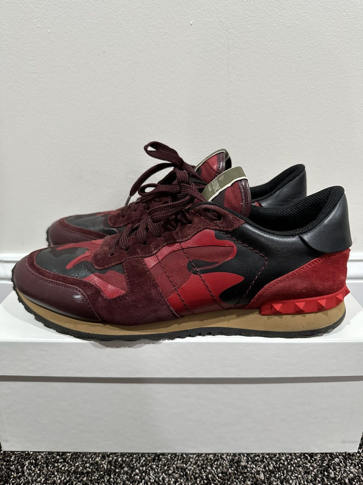 Valentino Valentino Garavani Red Camo Rockerunner Sneakers Size US 10 / EU 43 - 2 Thumbnail
