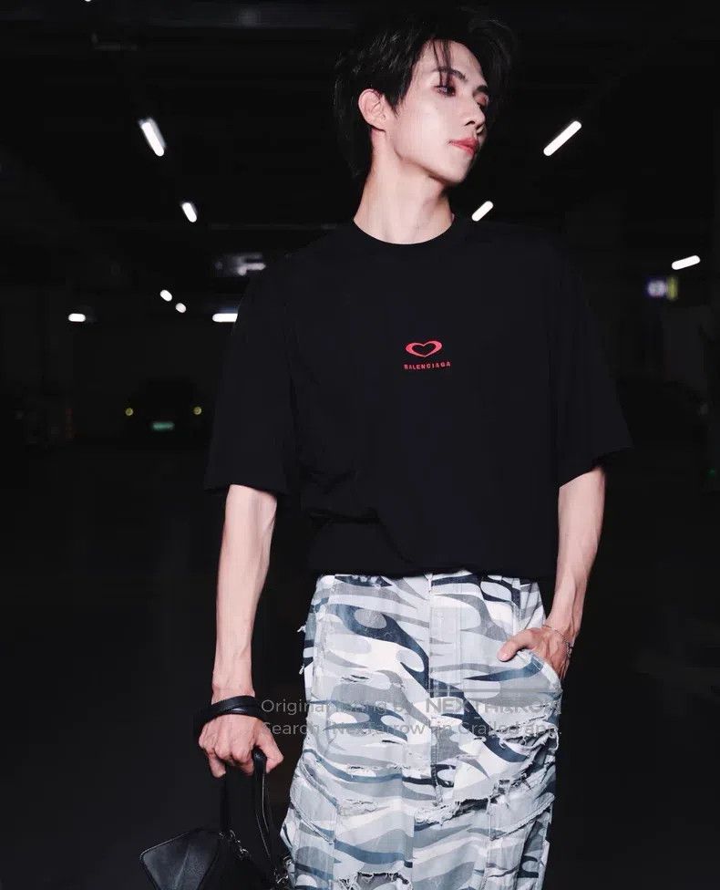 Balenciaga Balenciaga size XS Camouflage patched cargo pants Size US 30 / EU 46 - 7 Thumbnail