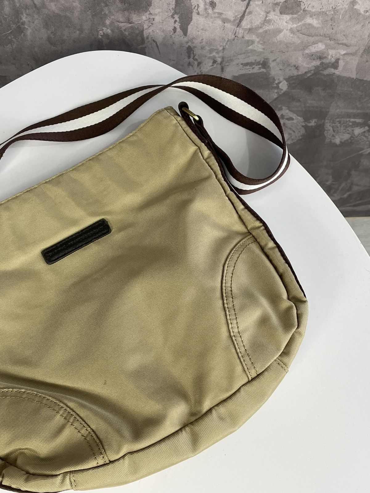 Japanese Brand × Marithe + Francois Girbaud Vintage Marithe Francois Girbaud Crossbody Y2K Bag Size ONE SIZE - 4 Thumbnail