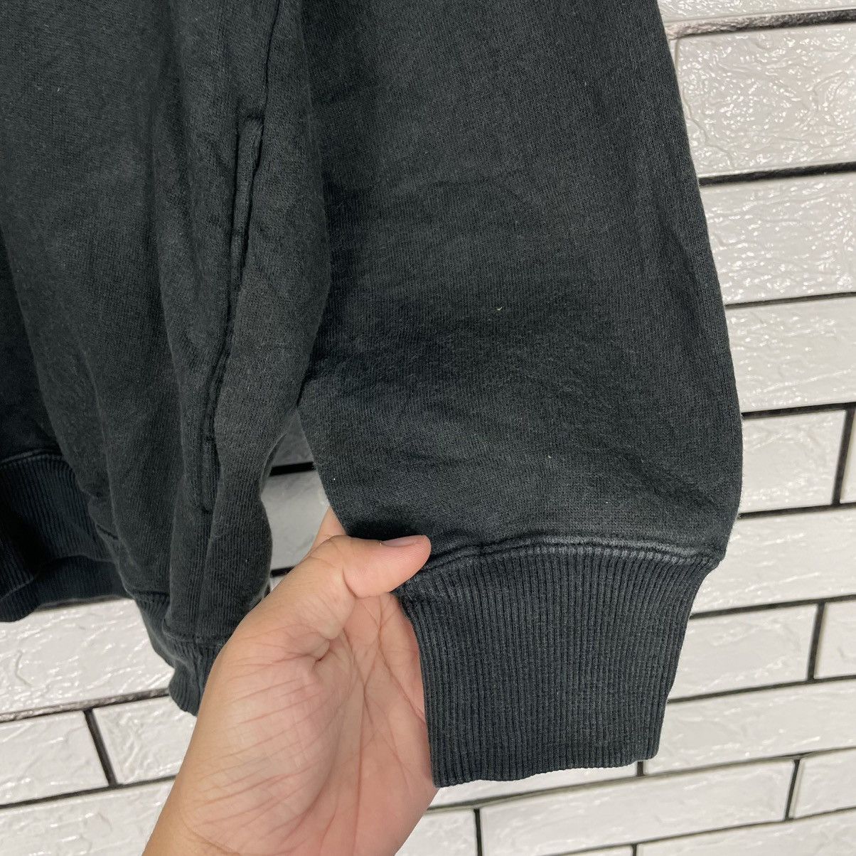 Japanese Brand Airwalk Big Logo Pullover Black Hoodie Size US M / EU 48-50 / 2 - 11 Thumbnail