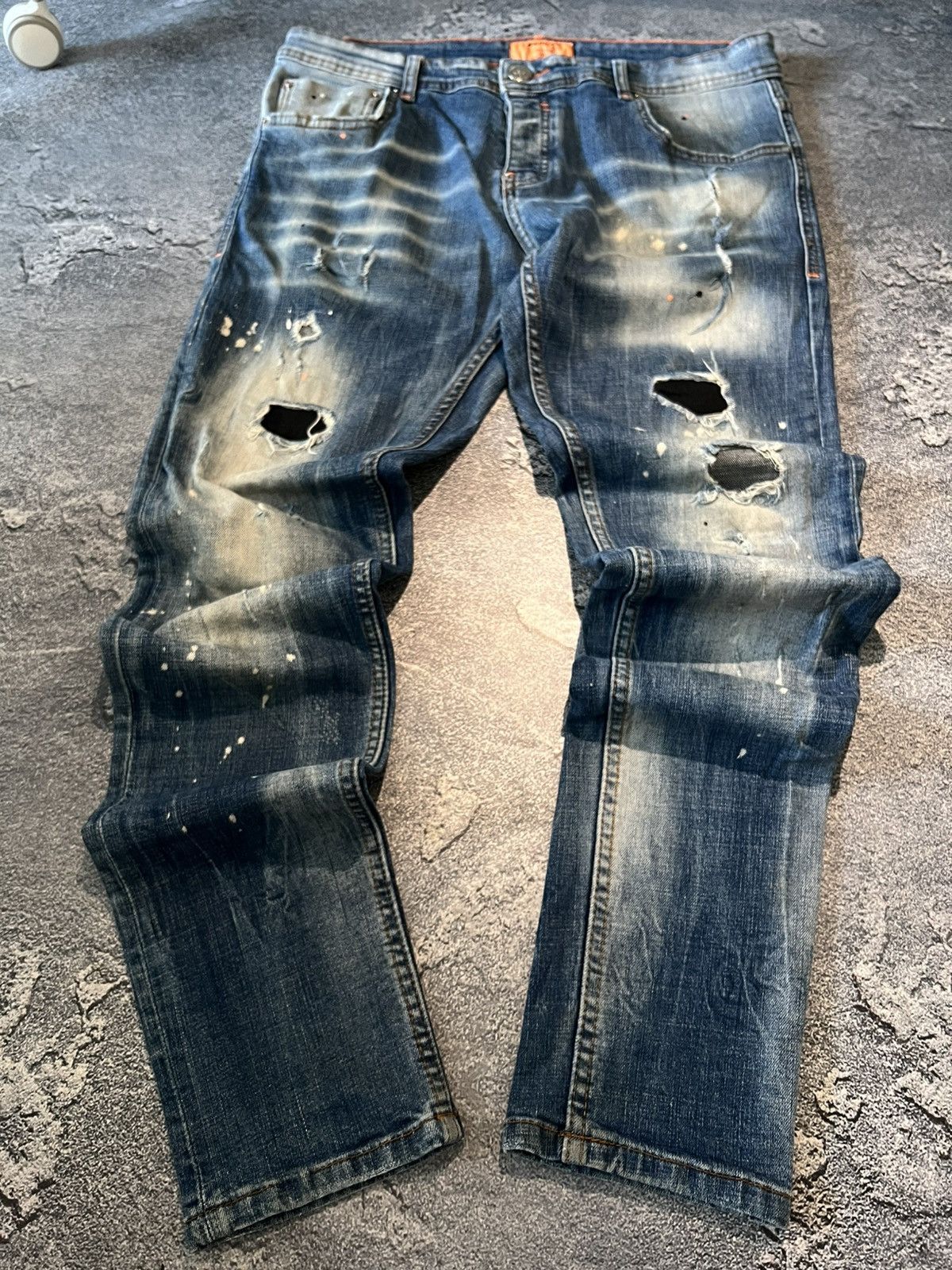 Japanese Brand Distressed Skinny Swag Glamour Jean / Japanese Grunge Faded Size US 32 / EU 48 - 1 Thumbnail
