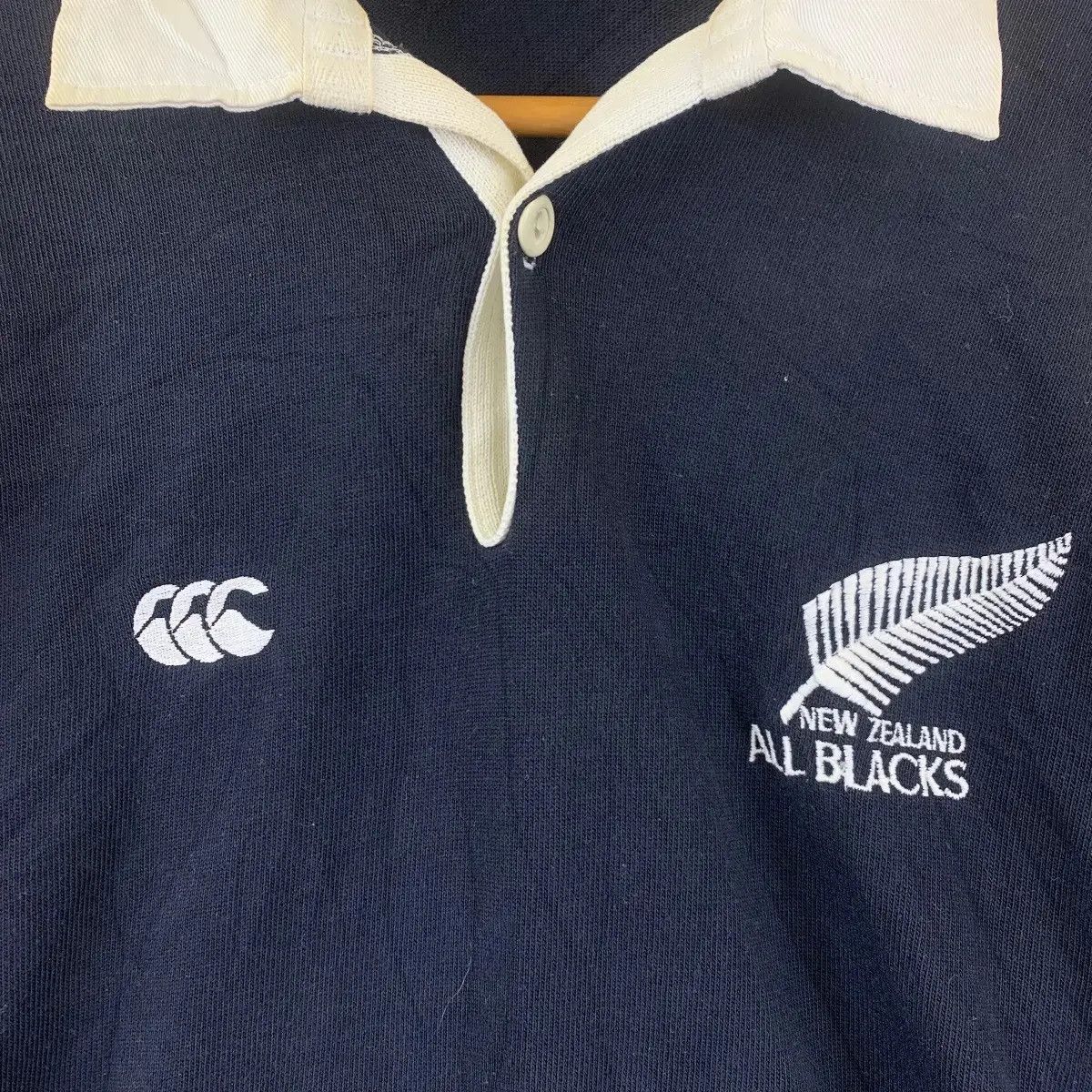 Canterbury of New Zealand Vintage 90’ CANTERBURY ALL BLACKS RUGBY Jersey Tee Shirt Size US M / EU 48-50 / 2 - 4 Thumbnail