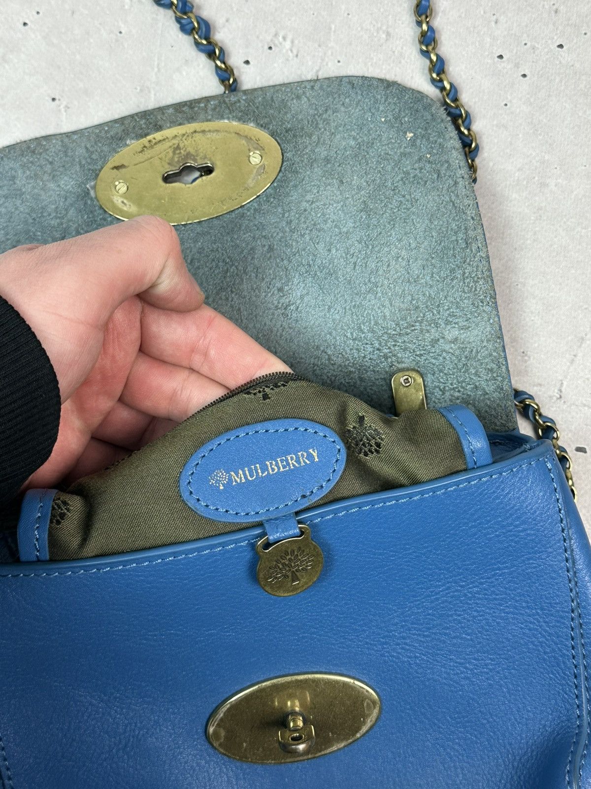Mulberry Vintage Mulberry Leather Blue Handle Chain Mini Bag Size ONE SIZE - 11 Thumbnail