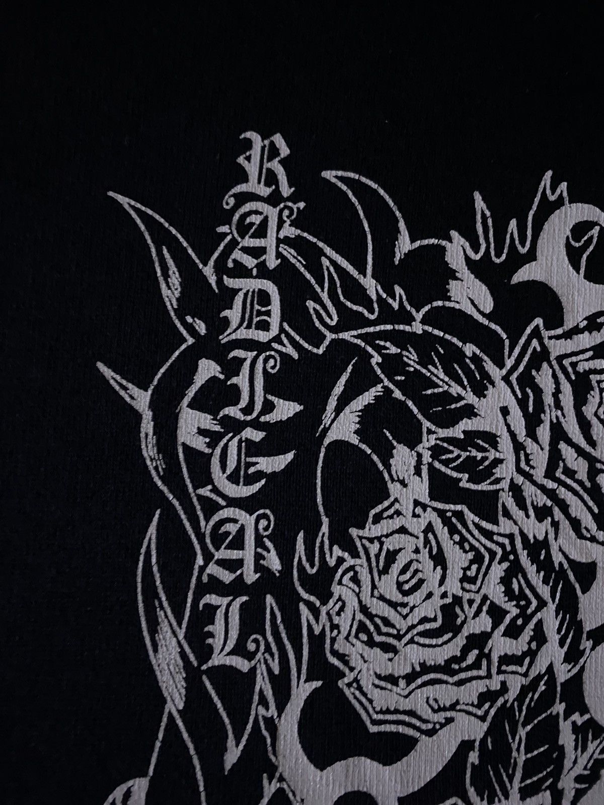 Japanese Brand 🔥VERYRARE🔥🔥Vintage Cross Skull Floral Long Sleeve Size US M / EU 48-50 / 2 - 6 Thumbnail