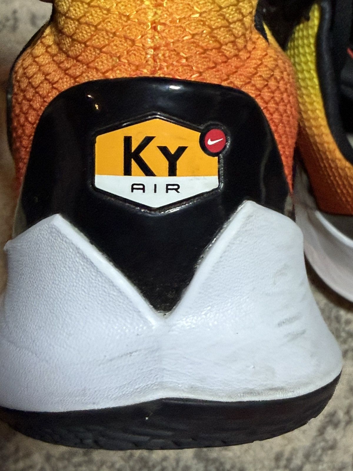 Nike Nike Kyrie Low 2 “Sunset” 2019 Size US 15 / EU 48 - 5 Thumbnail