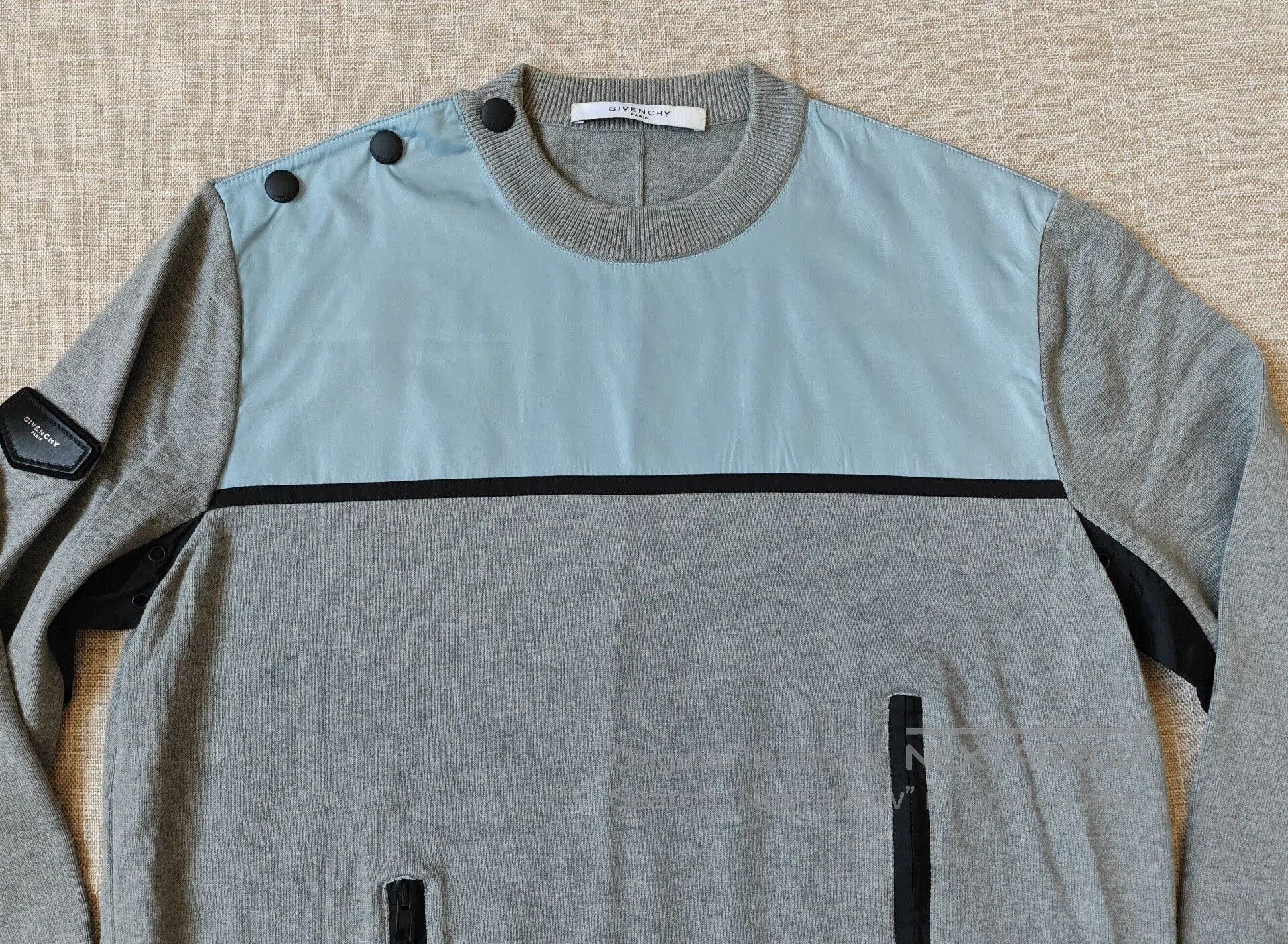 Givenchy Givenchy Men's Zip Detail Sweatshirt. Size US M / EU 48-50 / 2 - 3 Thumbnail