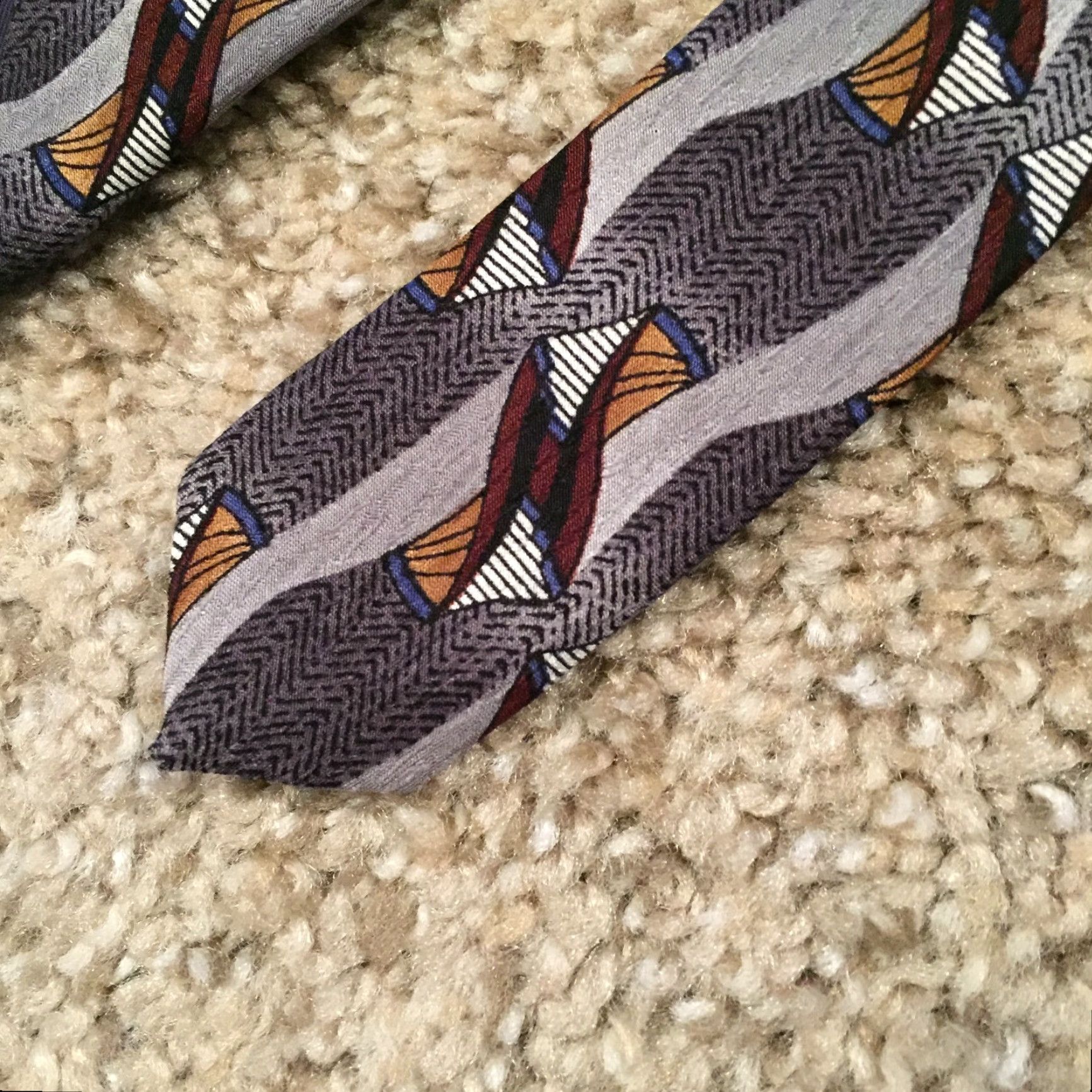 Geoffrey Beene Geoffrey Beene Gray Geometric 100% Silk Neck Tie Men's Tie Classic 58" Gray Geometric Pattern - Geoffrey Beene Mens Neck Tie 57-60in 4" Wide Size ONE SIZE - 7 Thumbnail