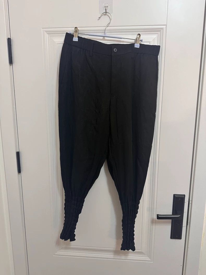 Issey Miyake Issey Miyake size:2 Black chicken leg pants Size 24" / US 00 / IT 34 - 1 Thumbnail