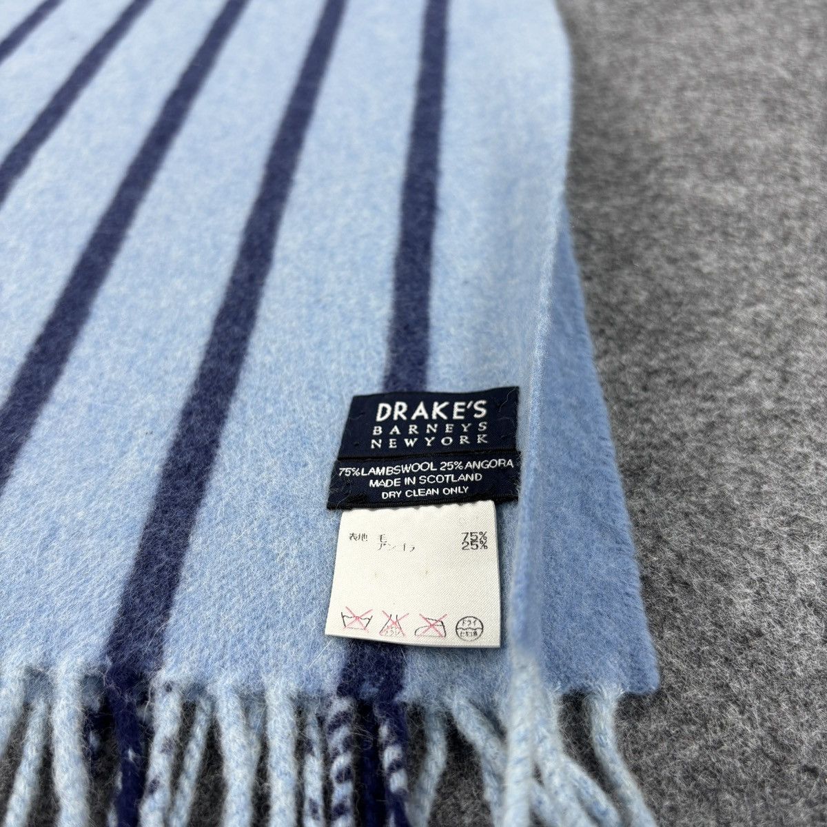 Barneys New York × Drake's Drake's Scarf # D770 # Muffler # Neckwear Size ONE SIZE - 4 Thumbnail