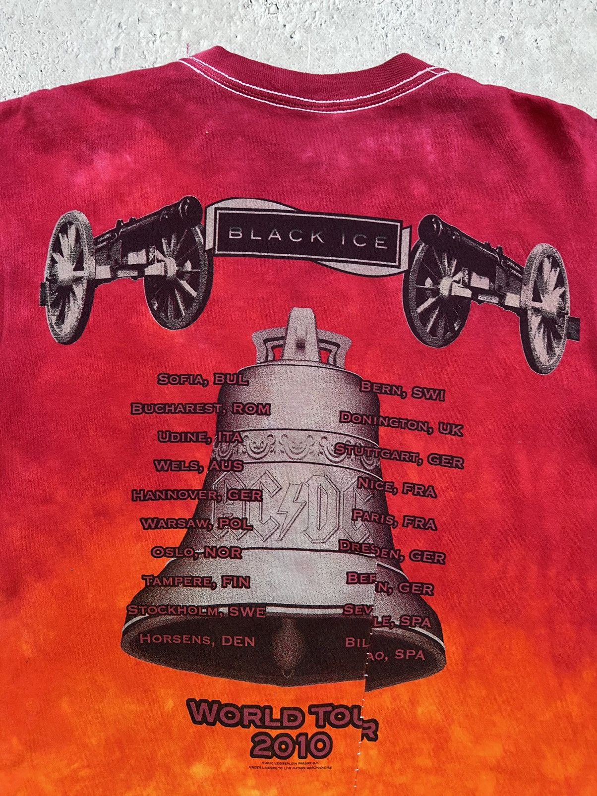 Anvil × Band Tees × Vintage AC/DC 2009 "Black Ice" World Tour tee Sz. Medium men's Size US M / EU 48-50 / 2 - 7 Thumbnail