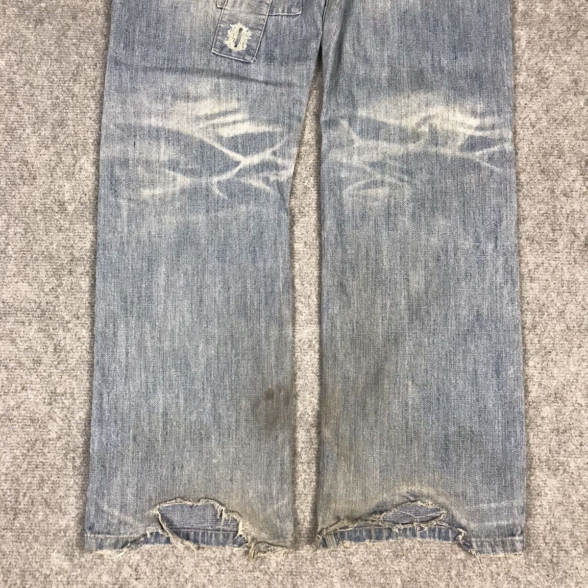 Japanese Brand JAPANESE BRAND JAPAN STYLE DISTRESSED PANTS Size US 32 / EU 48 - 9 Thumbnail