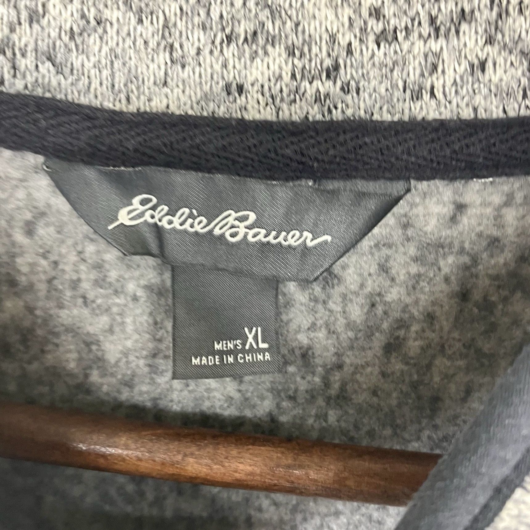 Eddie Bauer Eddie Bauer Men’s Radiator Fleece Snap Mock Pullover Gray XL Sweatshirt Pullover Mock Neck Zip Pockets Regular Fit Outdoor Fisherman Logo Long Sleeve Size US XL / EU 56 / 4 - 3 Thumbnail