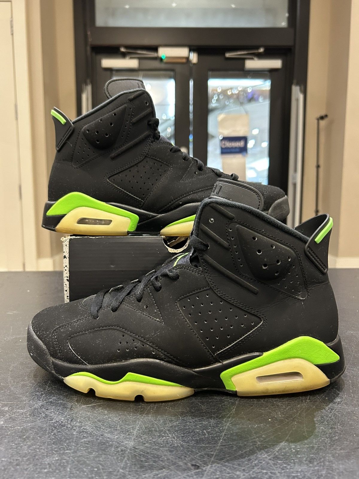 Jordan Brand Jordan 6 Retro ‘Electric Green’ Size US 10.5 / EU 43-44 - 1 Thumbnail
