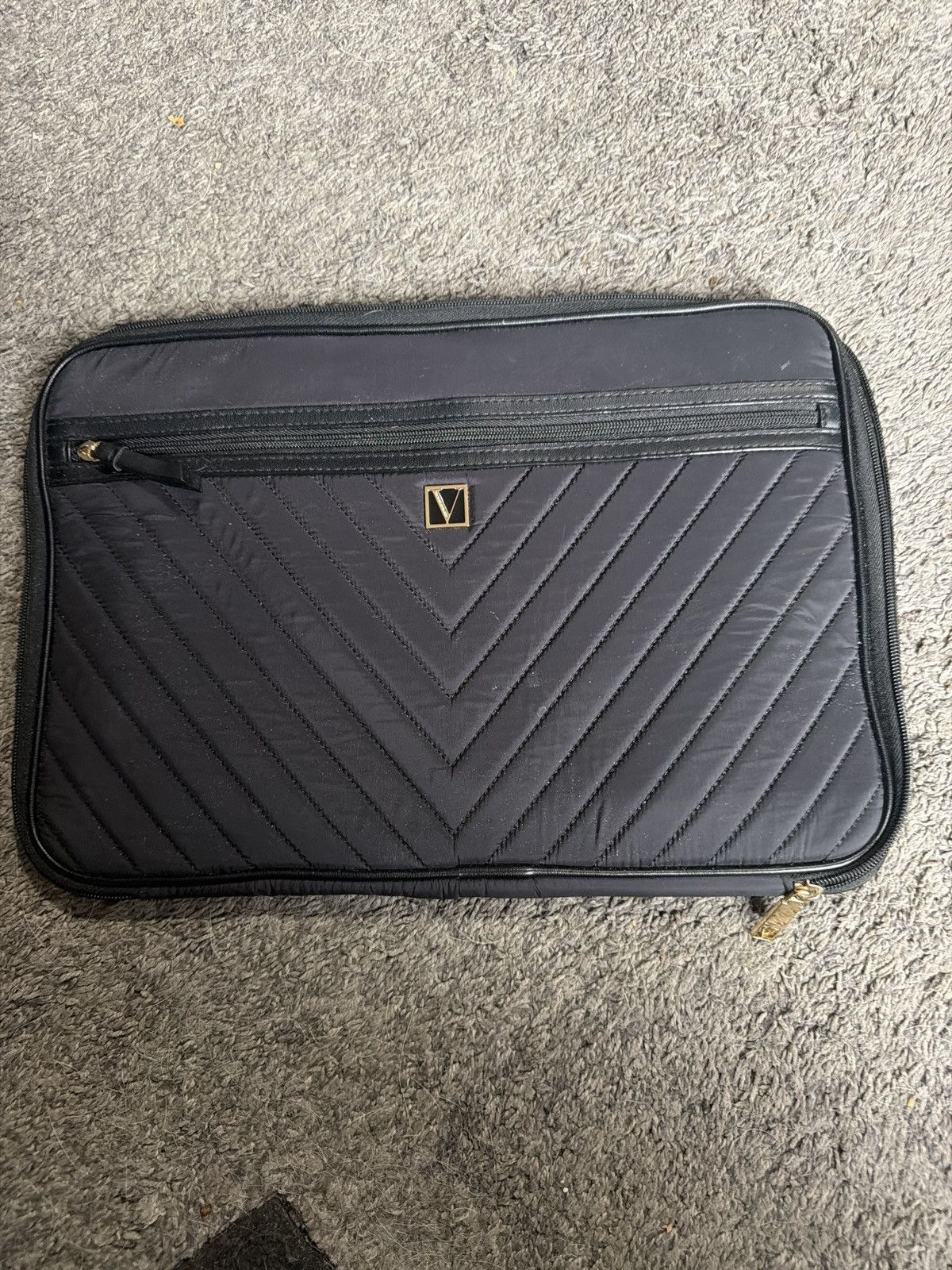 Victoria's Secret Victoria’s Secret Laptop Zip Around Sleeve Size ONE SIZE - 1 Thumbnail