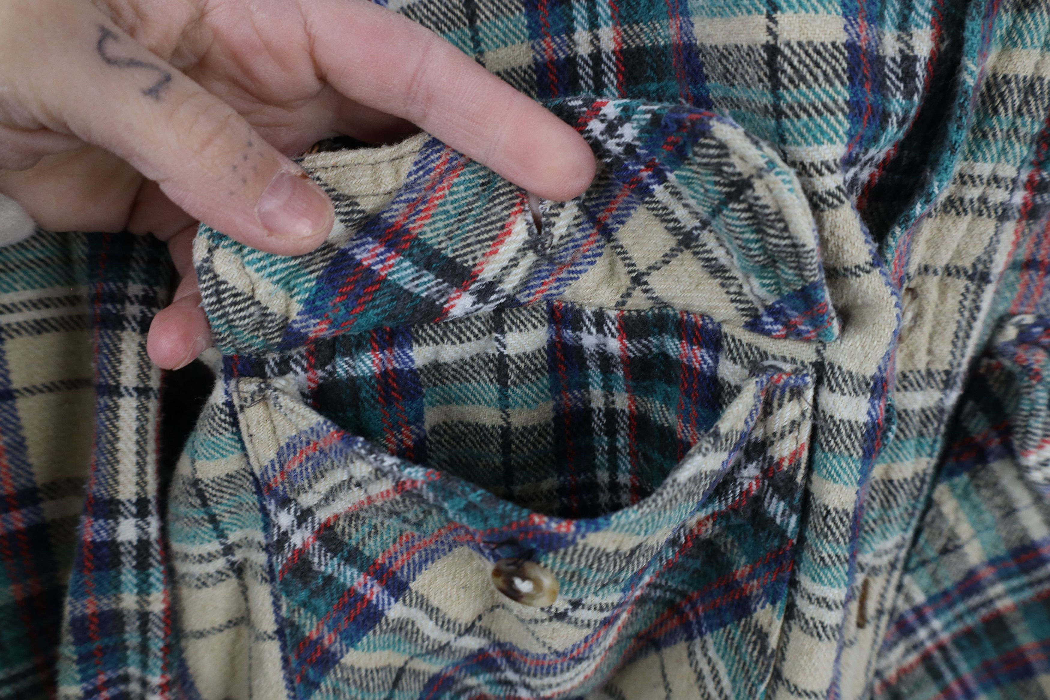 Vintage Vintage 90s Streetwear Heavyweight Workwear Button Shirt Size US XL / EU 56 / 4 - 6 Thumbnail
