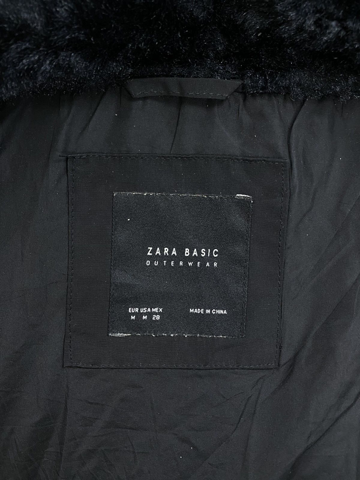 Japanese Brand × Vintage × Zara Vintage Zara Basic Outerwear Puffer Down Jacket Size S / US 4 / IT 40 - 8 Thumbnail
