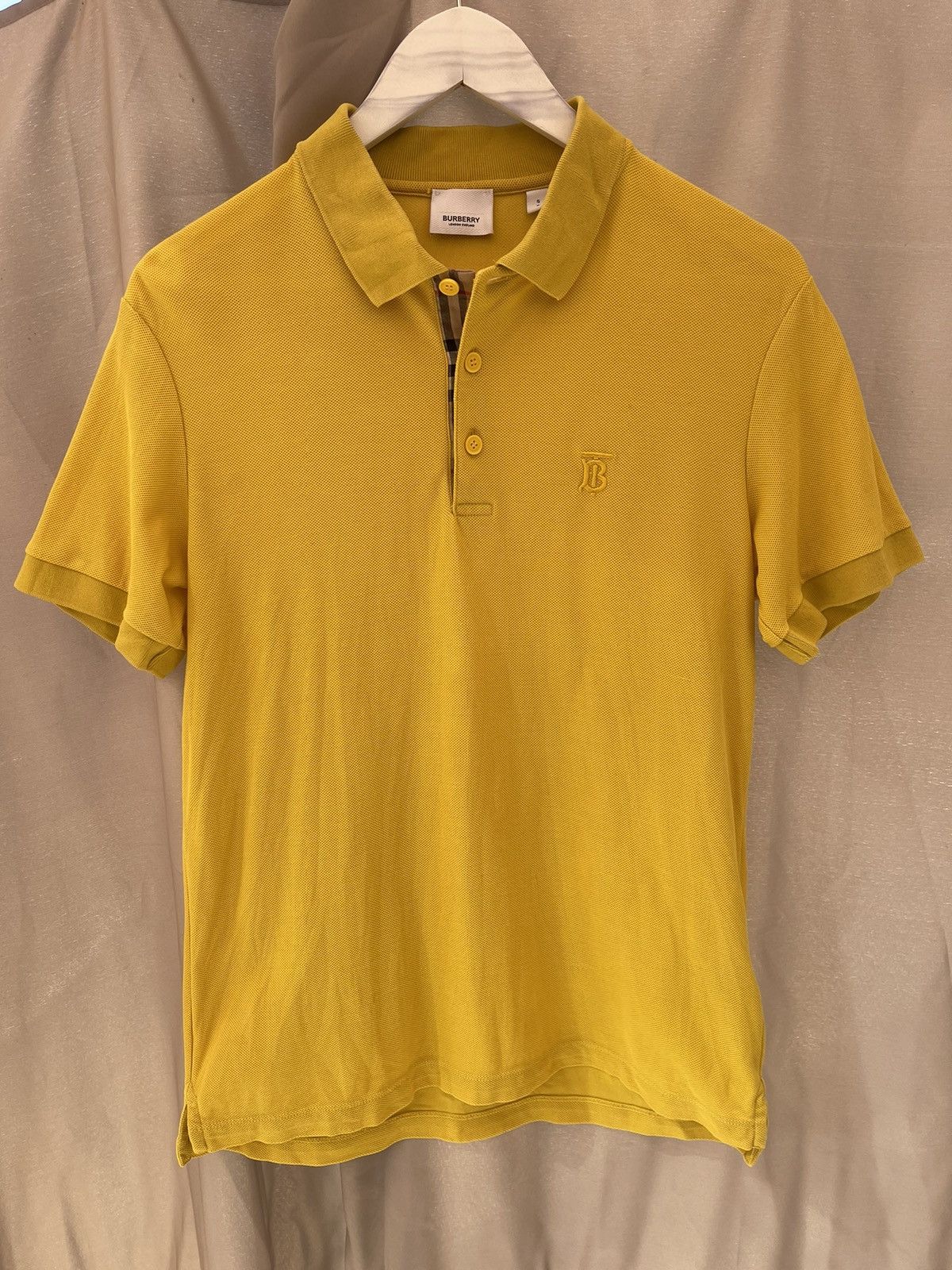 Burberry Burberry Yellow Polo shirt new collection Size US S / EU 44-46 / 1 - 15 Thumbnail