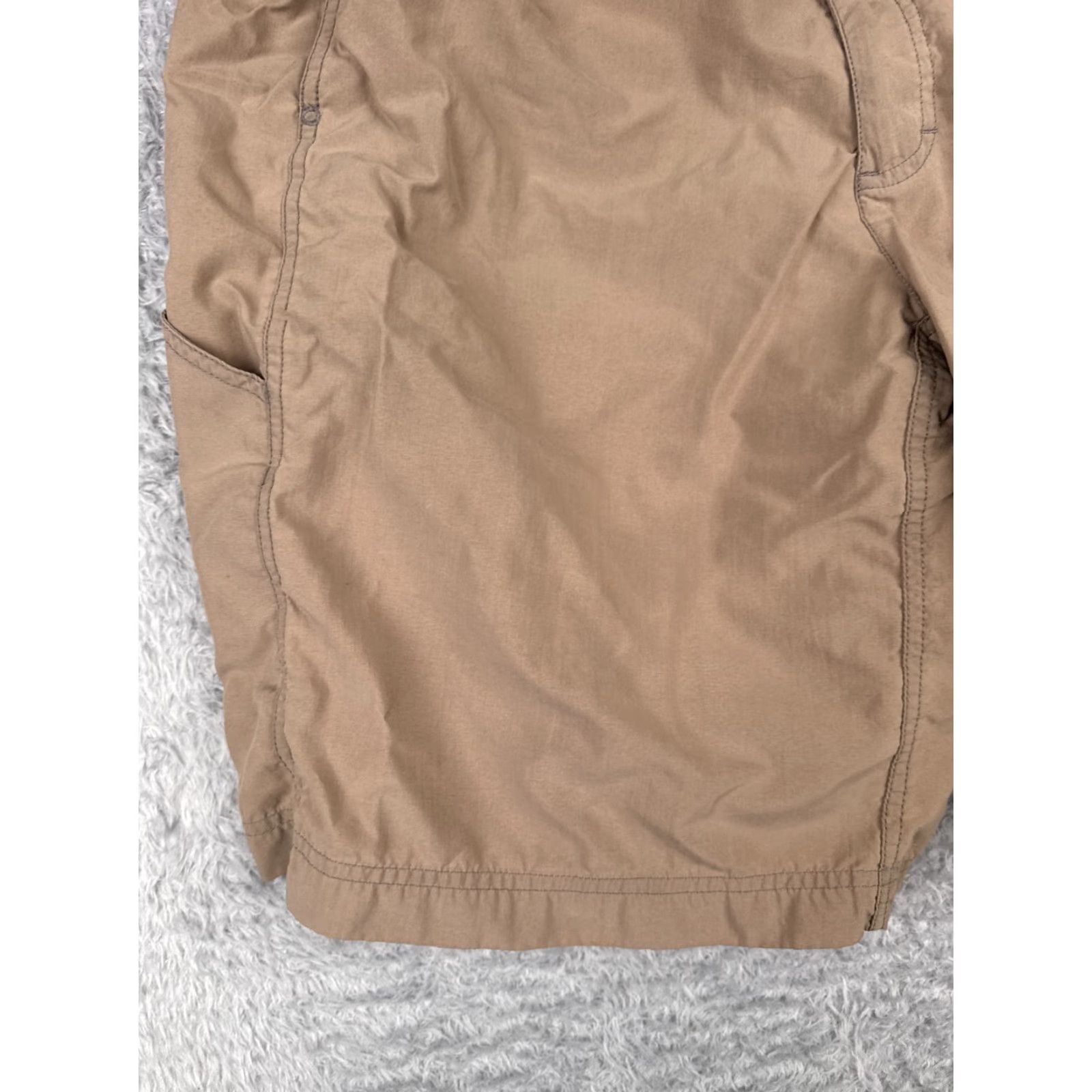 Patagonia VINTAGE Patagonia Shorts Men 38 Beige Nylon Belted Cargo Pocket 10in Inseam Outdoor Beach Army 90s Size US 38 / EU 54 - 5 Thumbnail