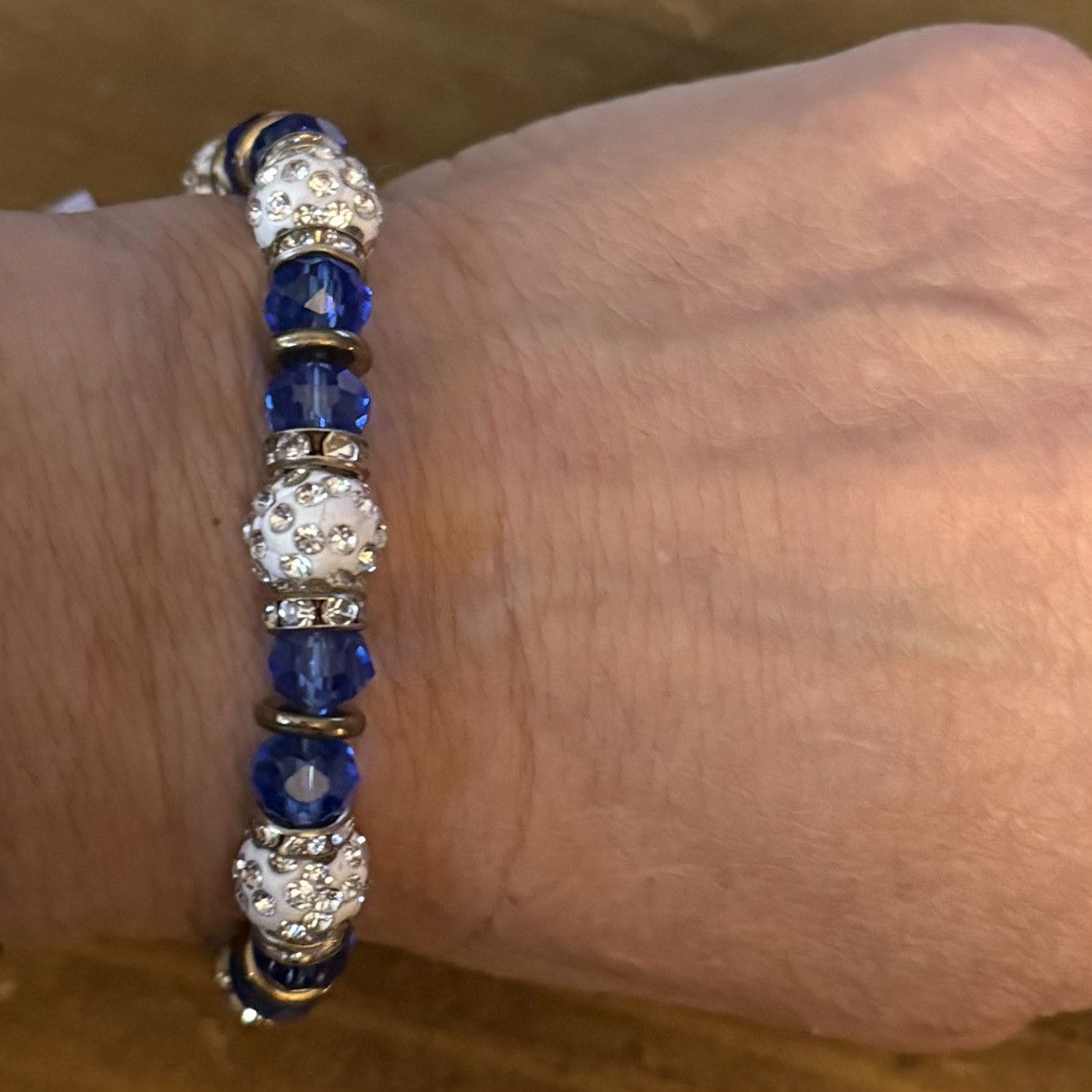 Other Dark blue and white glass bead stretch bracelet Size ONE SIZE - 3 Thumbnail