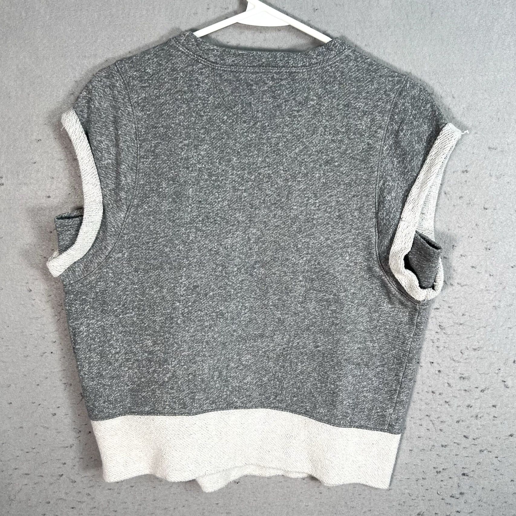 Calvin Klein Calvin Klein Performance Sweatshirt Sleeveless Medium Gray Womens Size M / US 6-8 / IT 42-44 - 7 Thumbnail