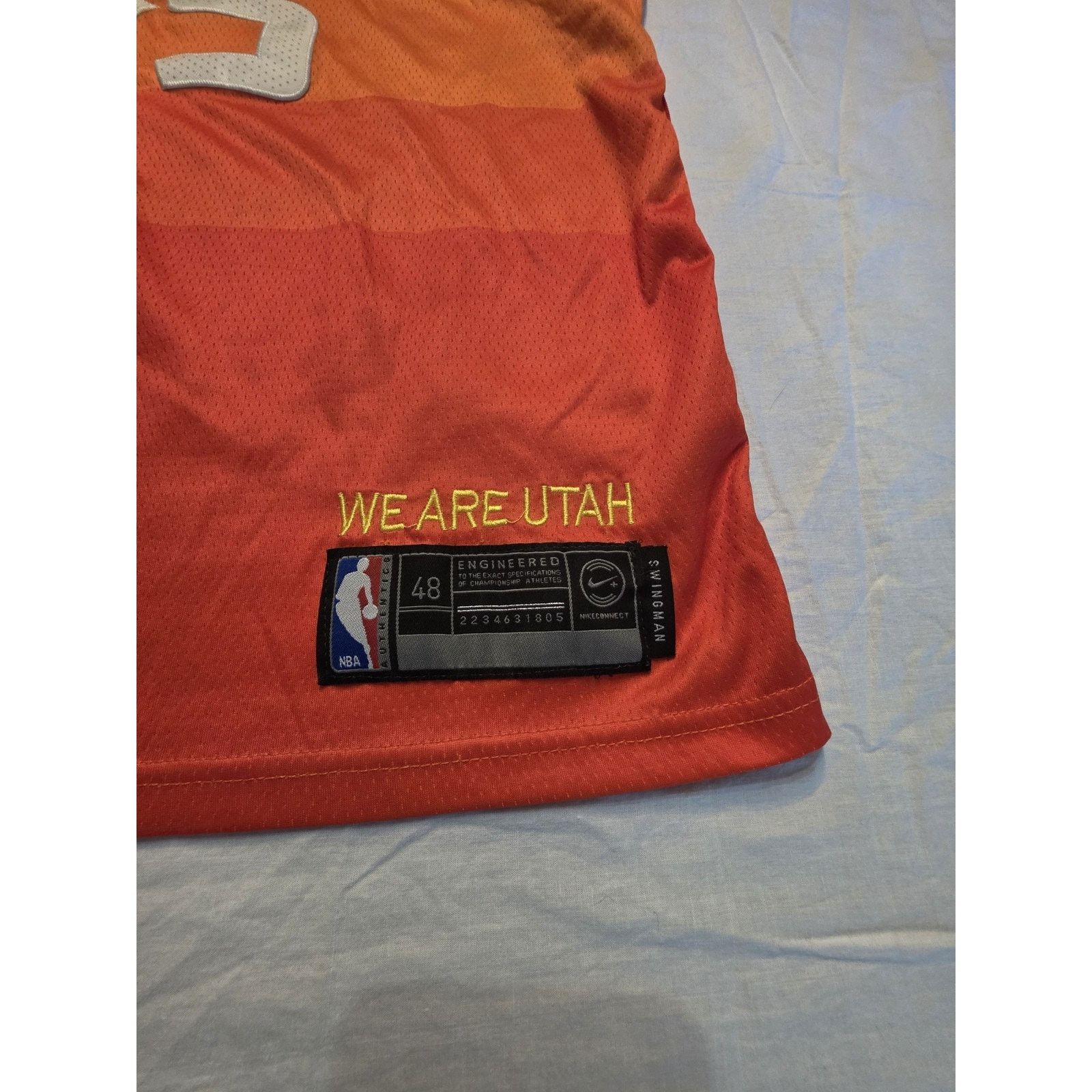 Nike Utah Jazz Nike #45 Mitchell Size 48 Swingman Jersey Size US XL / EU 56 / 4 - 2 Thumbnail