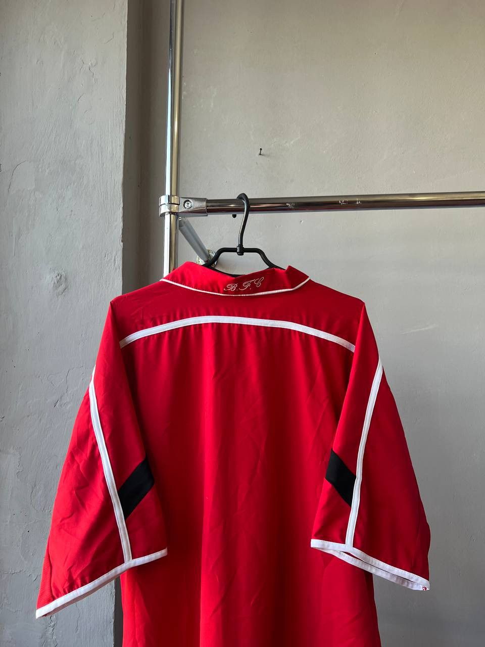 Vintage 2004/5 BARNSLEY FC HOME SOCCER JERSEY FOOTBALL SHIRT KOALA Size US XL / EU 56 / 4 - 9 Thumbnail