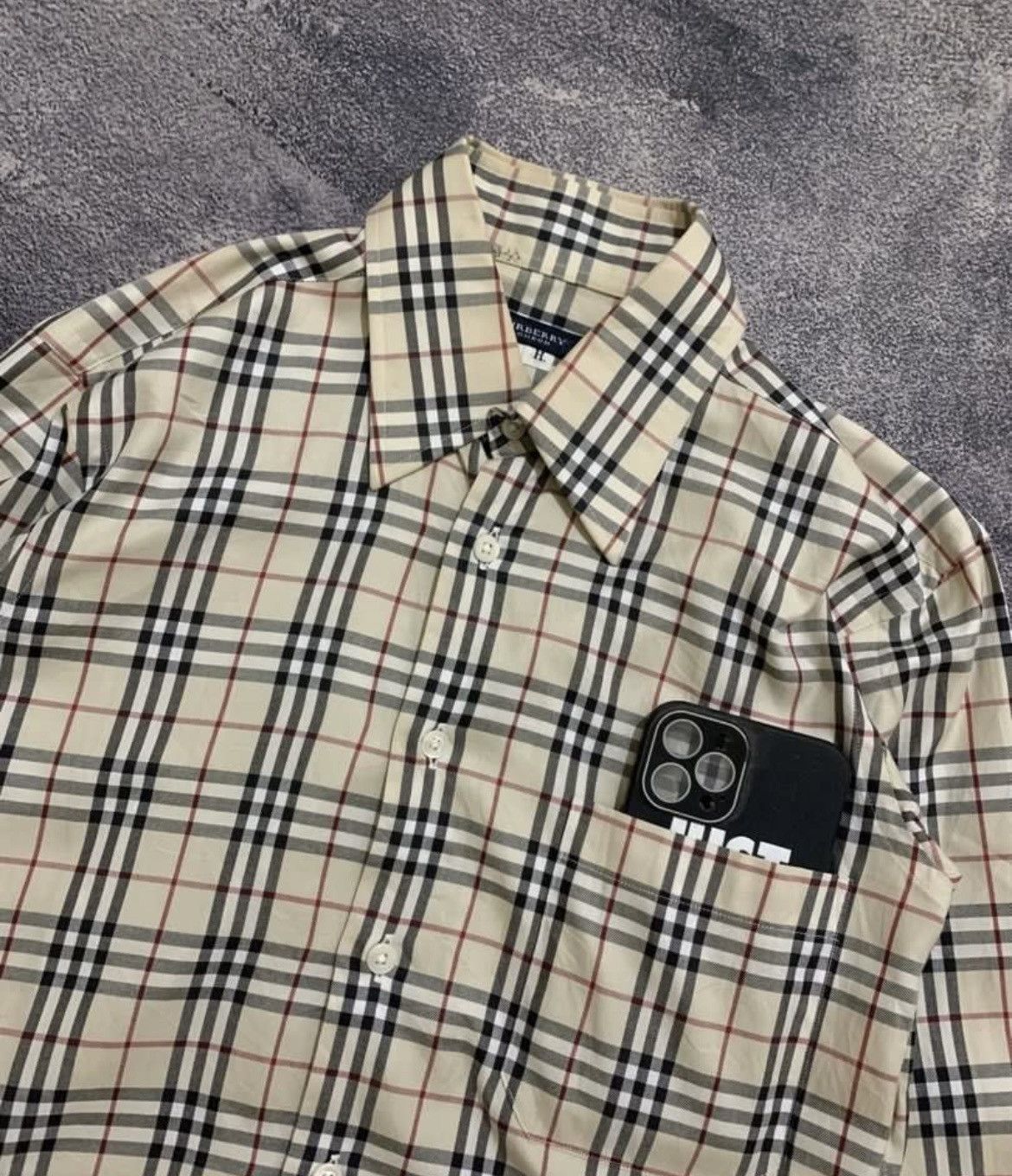 Burberry × Vintage Vintage 90s Burberry London TH Nova Check Plaid Shirt Size US M / EU 48-50 / 2 - 3 Thumbnail