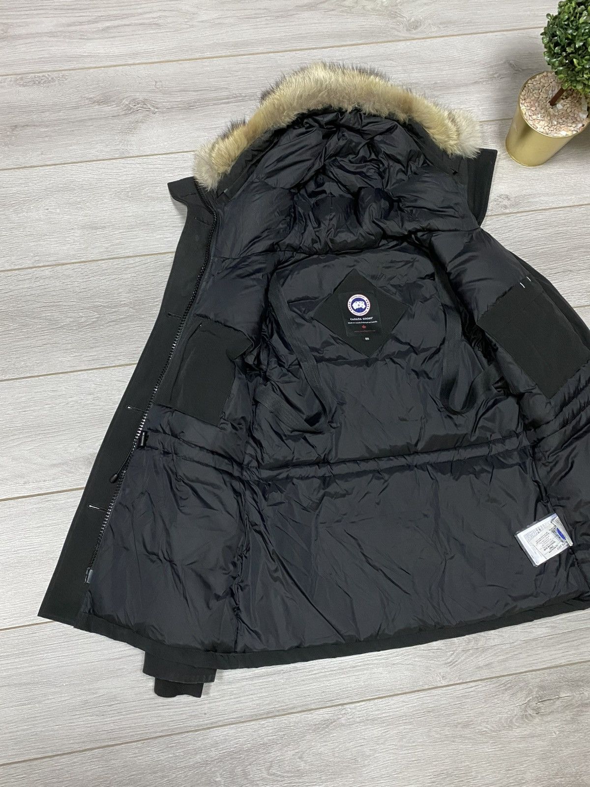 Canada Goose Canada Goose Montebello down puffer jacker parka fur Size M / US 6-8 / IT 42-44 - 3 Thumbnail