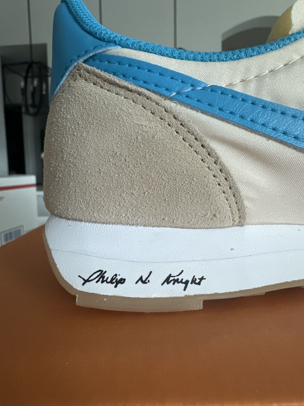 Nike Nike Waffle Trainer 2 Shoe Dog Pearl White/Laser Blue Size US 9.5 / EU 42-43 - 7 Thumbnail