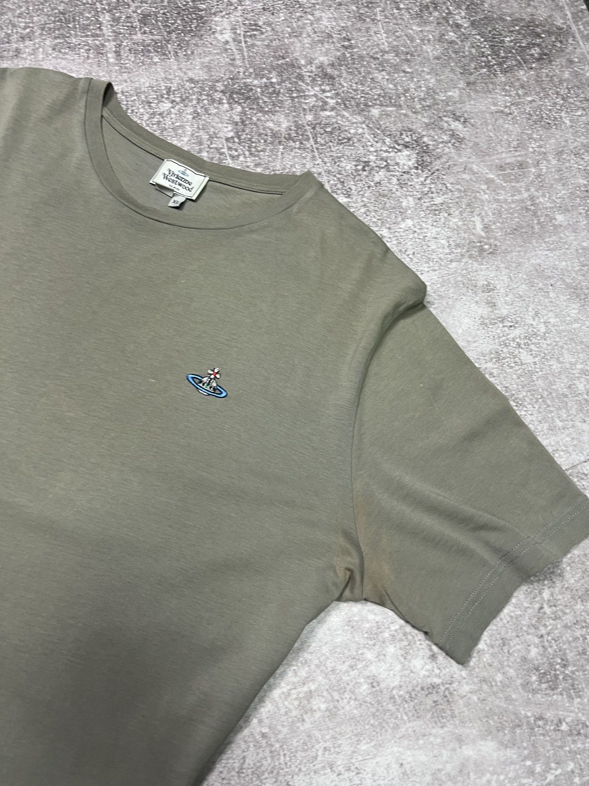 Vivienne Westwood Mens Vintage Vivienne Westwood t-shirt logo tee Size US XL / EU 56 / 4 - 5 Thumbnail