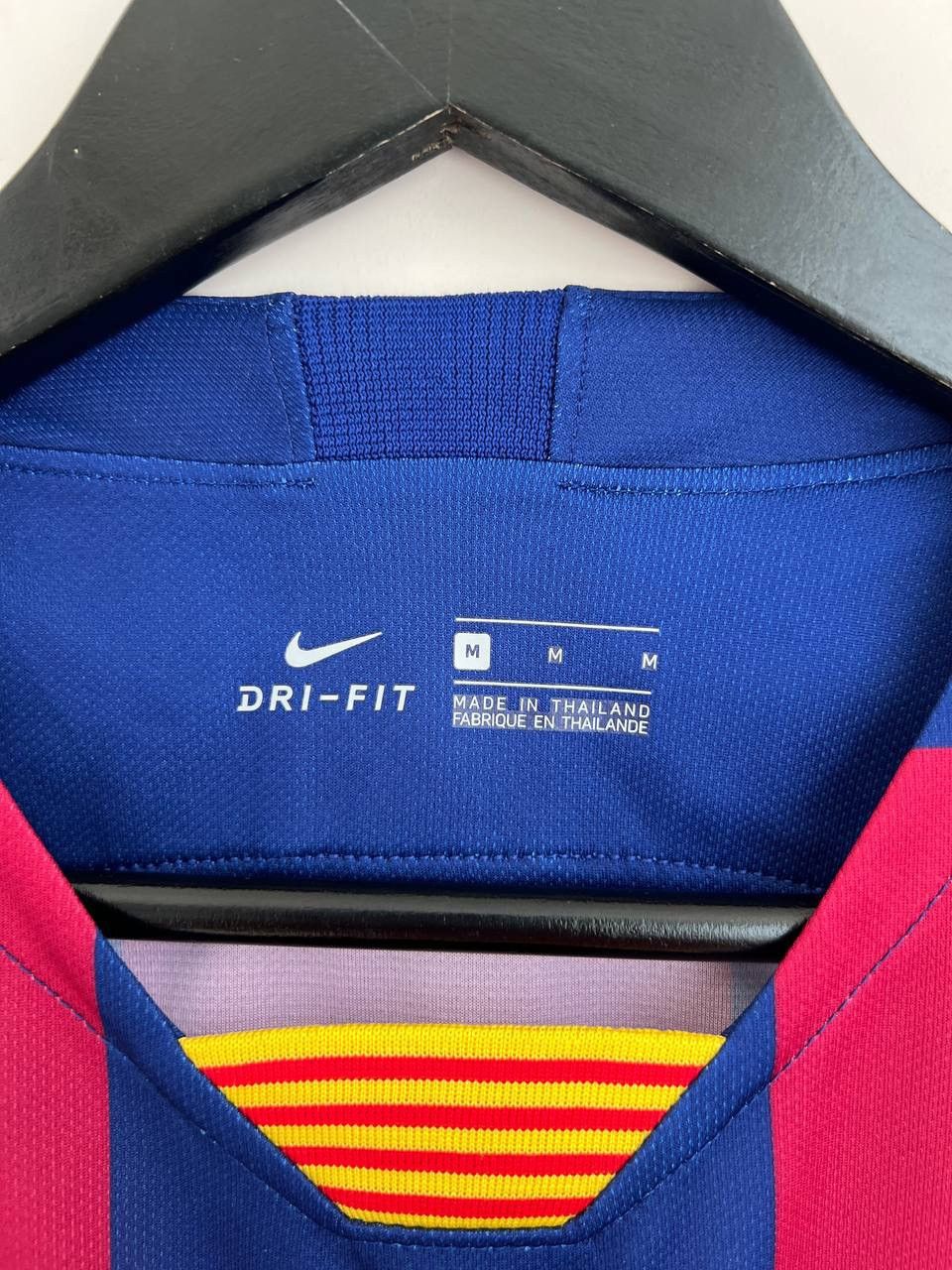 Nike BARCELONA NIKE 2019 2020 HOME FOOTBALL JERSEY Size US M / EU 48-50 / 2 - 3 Thumbnail