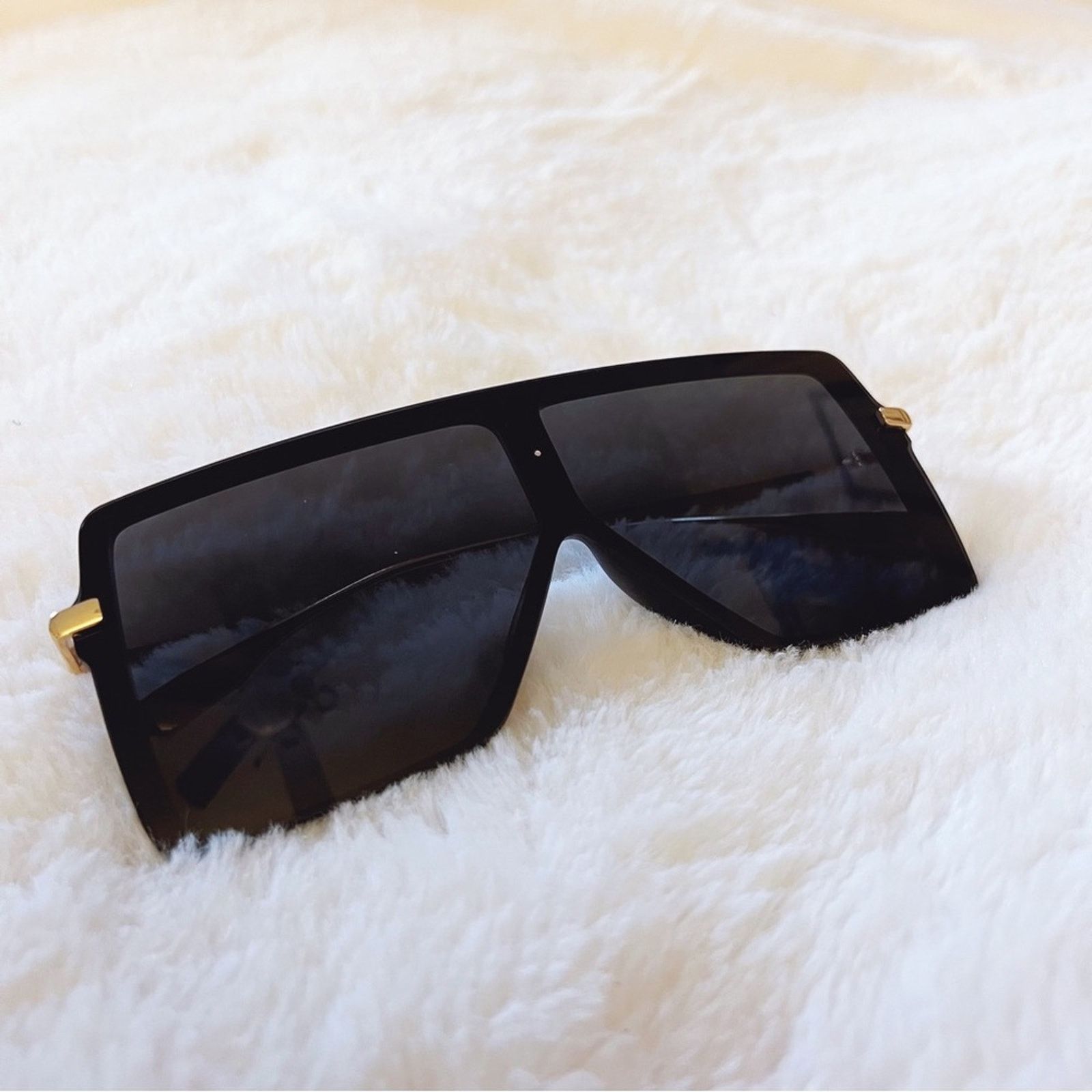 Other Ariel Black Rectangle Shield Oversize Sunglasses Size ONE SIZE - 4 Thumbnail