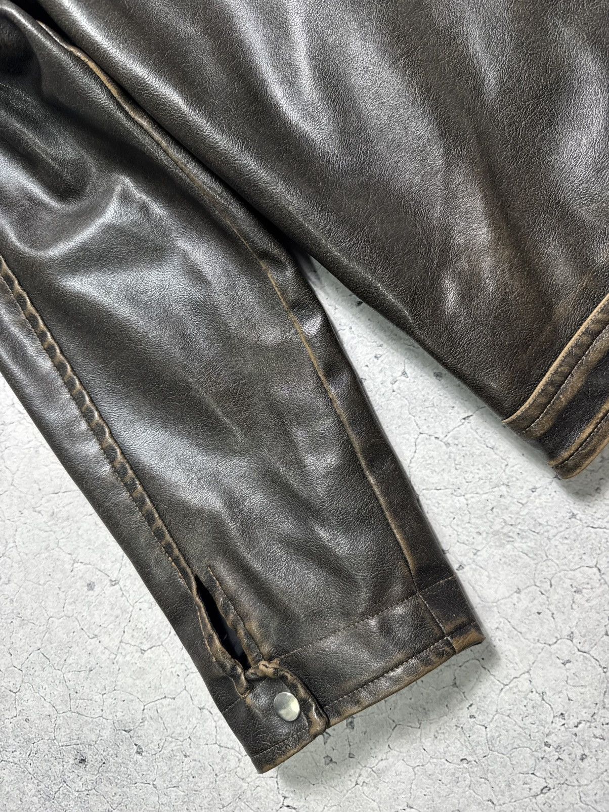 Emporio Armani Armani Jeans Vintage Leather Jacket Big Logo Brown Size US L / EU 52-54 / 3 - 11 Thumbnail