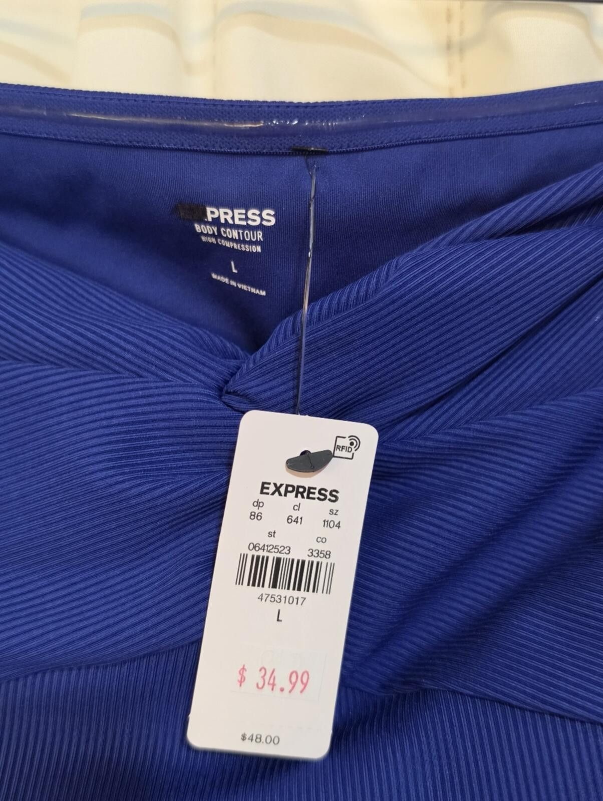 Express Express Body Contour Seamless Ribbed Twist Top-L Size L / US 10 / IT 46 - 3 Thumbnail