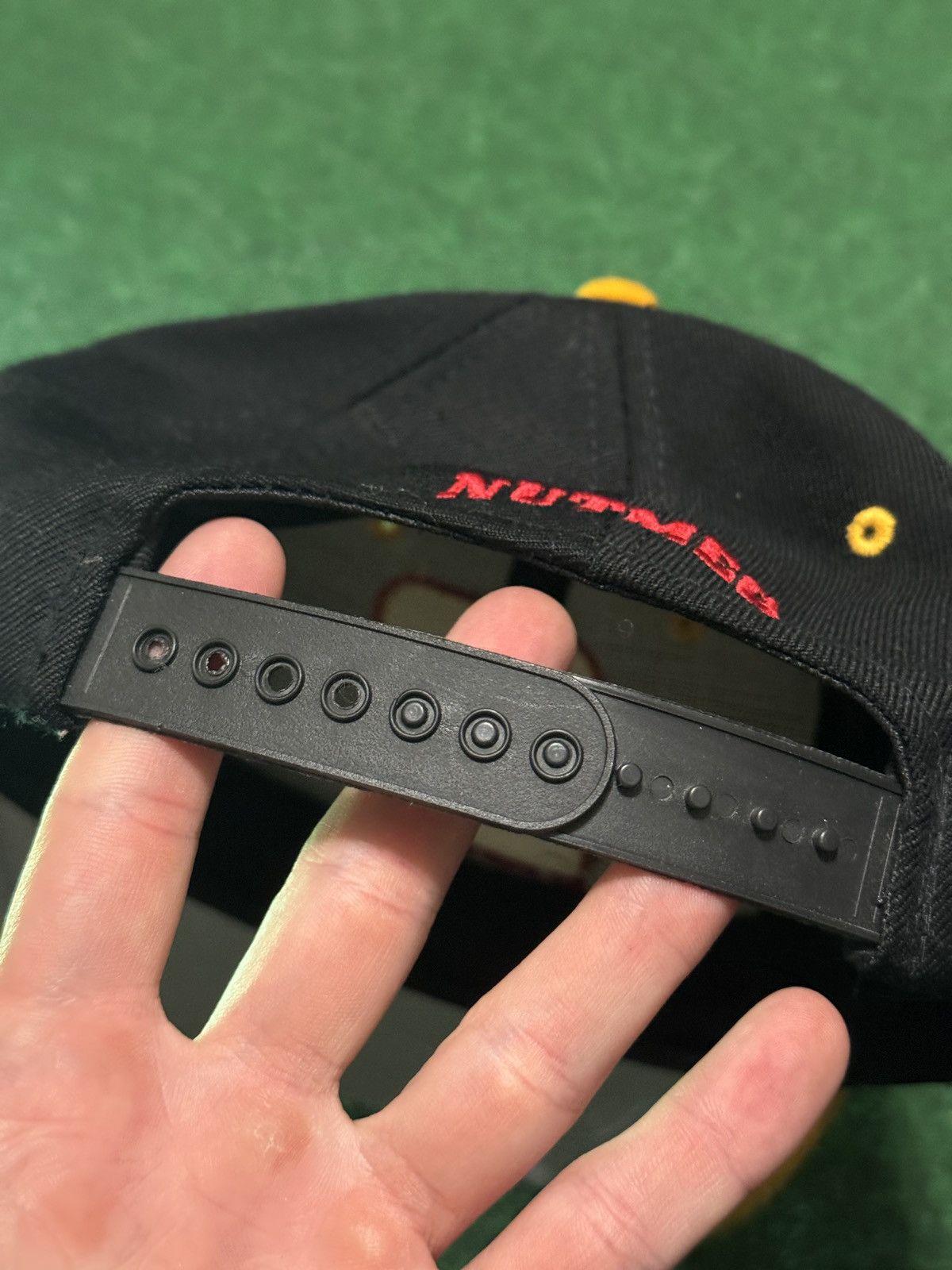 Nutmeg Rusty Wallace #2 Nascar Racing Nutmeg Mills 90s Snapback Hat Size ONE SIZE - 7 Thumbnail
