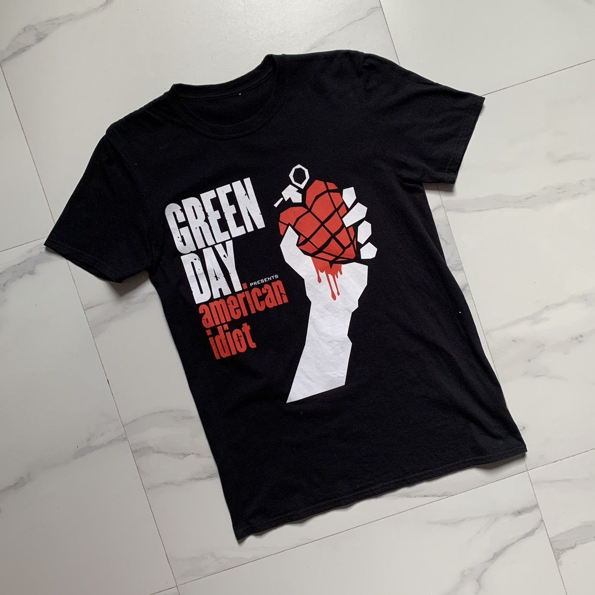 Band Tees × Vintage Vintage Y2K Green Day Presents American Idiot T-Shirt Size US M / EU 48-50 / 2 - 3 Thumbnail