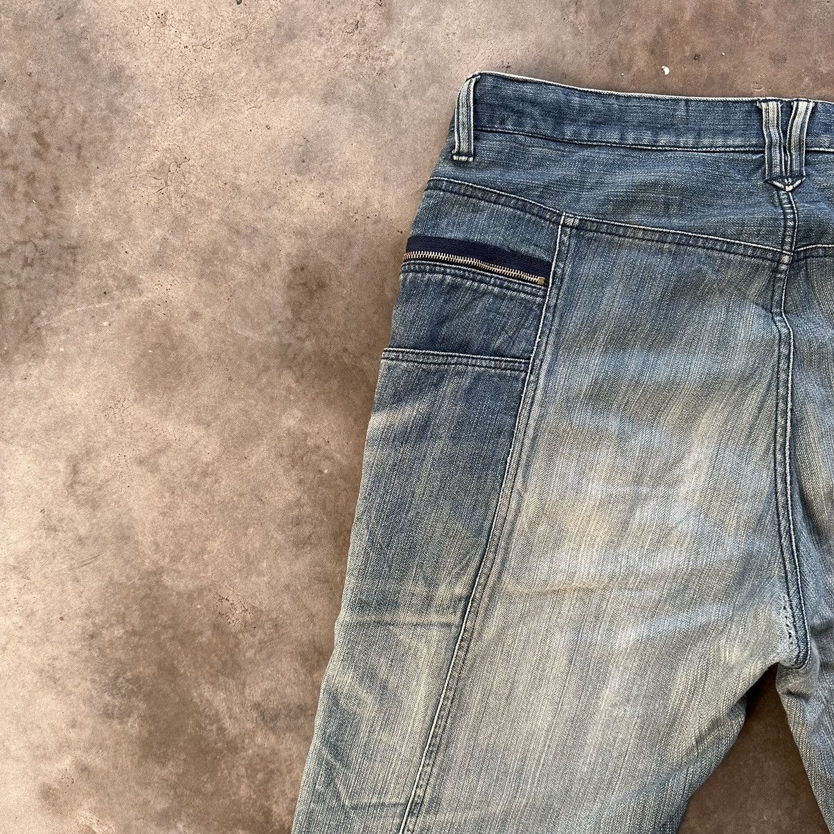 Japanese Brand Vintage Phil Smart Japanese Distressed Sick Jean Faded Pant Size US 37 - 13 Thumbnail