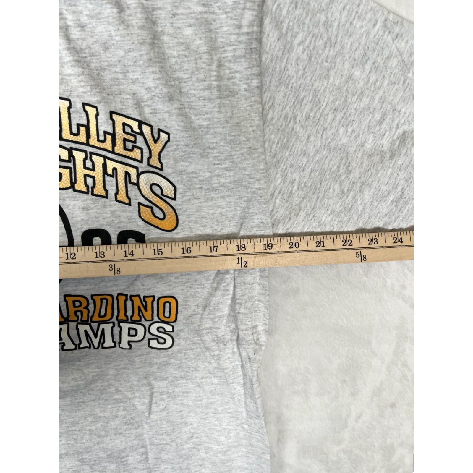 Jerzees VINTAGE Jerzees Golden Valley Lady Knights T-Shirt Mens Large Gray Volleyball 1996 90s Size US L / EU 52-54 / 3 - 5 Thumbnail
