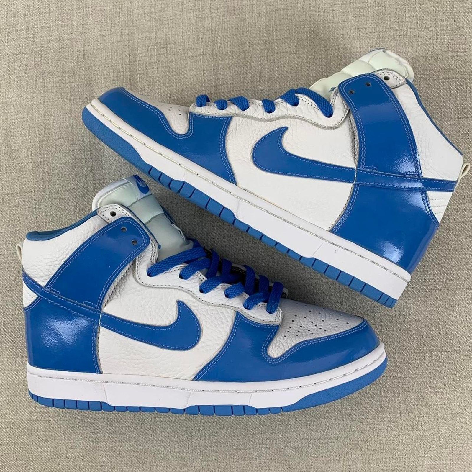 Nike 2001 Nike Dunk High “UNC” 8M Size US 8 / EU 41 - 2 Thumbnail