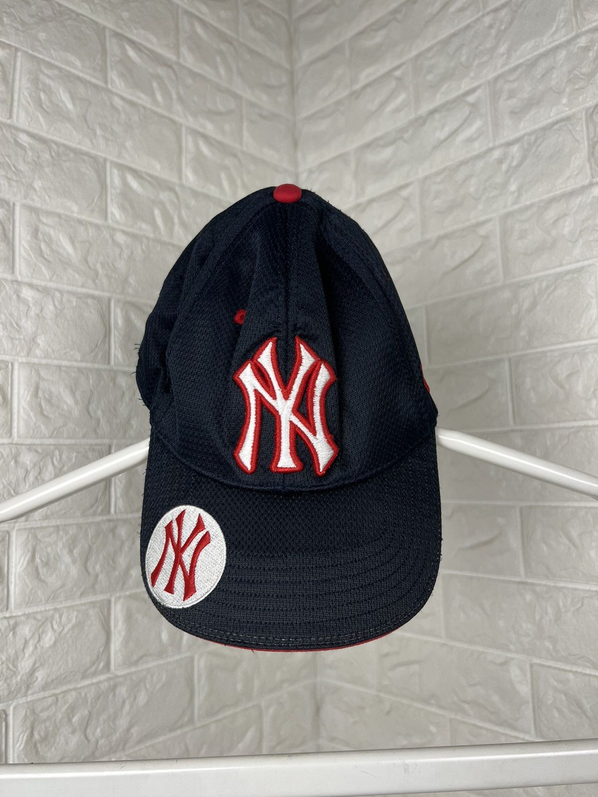 MLB × New Era Vintage New York Yankees Hat Cap Size ONE SIZE - 1 Thumbnail