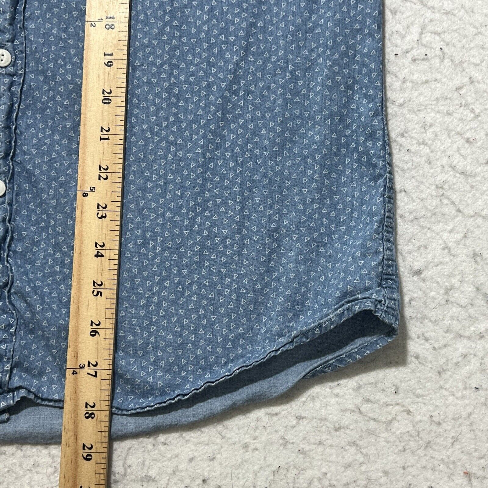 Cotton On Cotton On Medium Button Down Triangle Pattern Dress Shirt Size US M / EU 48-50 / 2 - 9 Thumbnail
