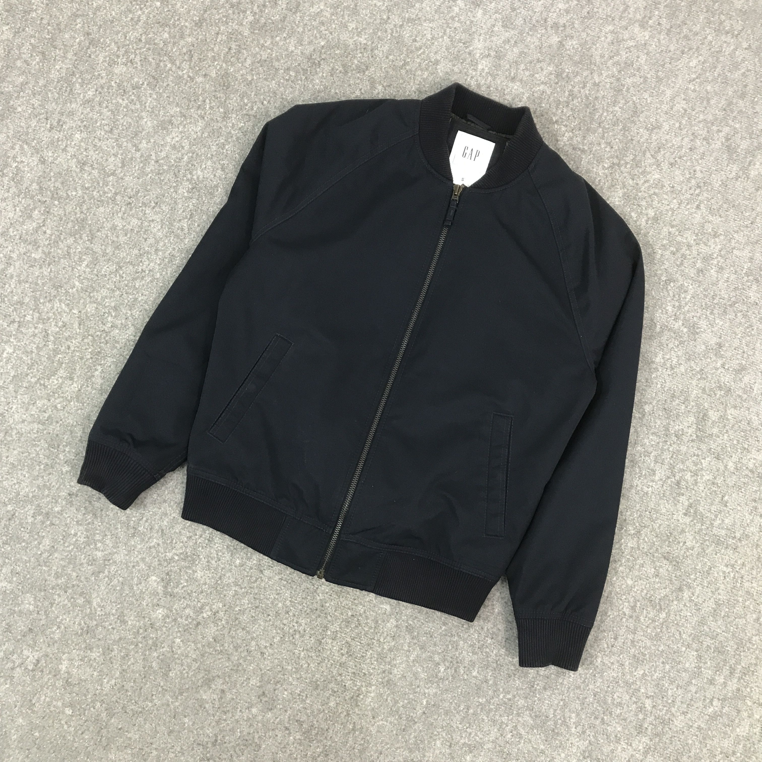 Gap MA 1 DESIGN GAP NAVY BOMBER JACKET Size US S / EU 44-46 / 1 - 5 Thumbnail