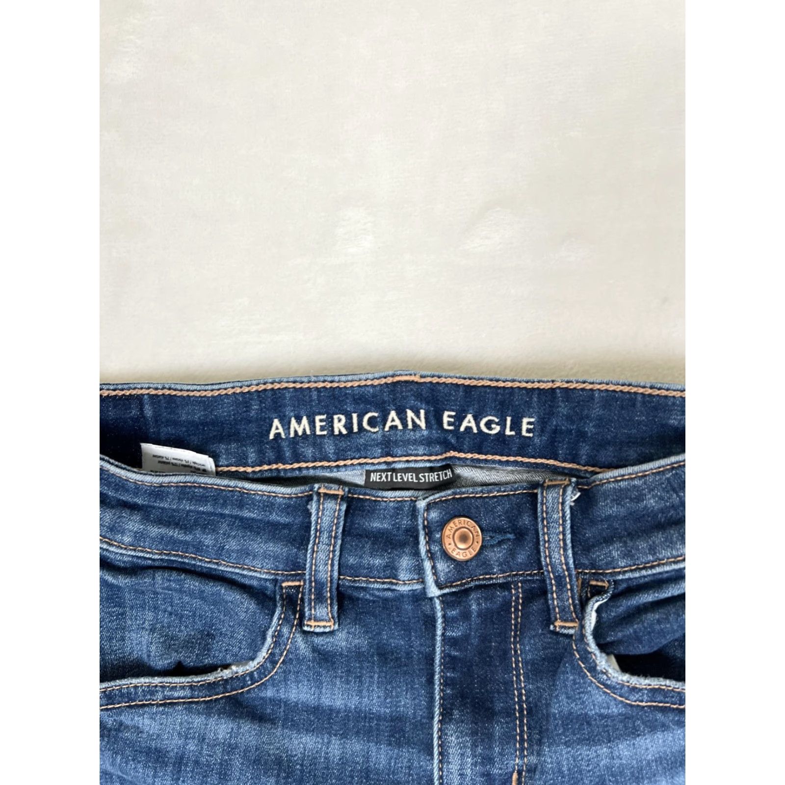 American Eagle Outfitters VINTAGE? No. American Eagle Jegging Jeans Womens 2 Blue Medium Wash Distressed Stretch Shirt? Size 26" / US 2 / IT 38 - 7 Thumbnail