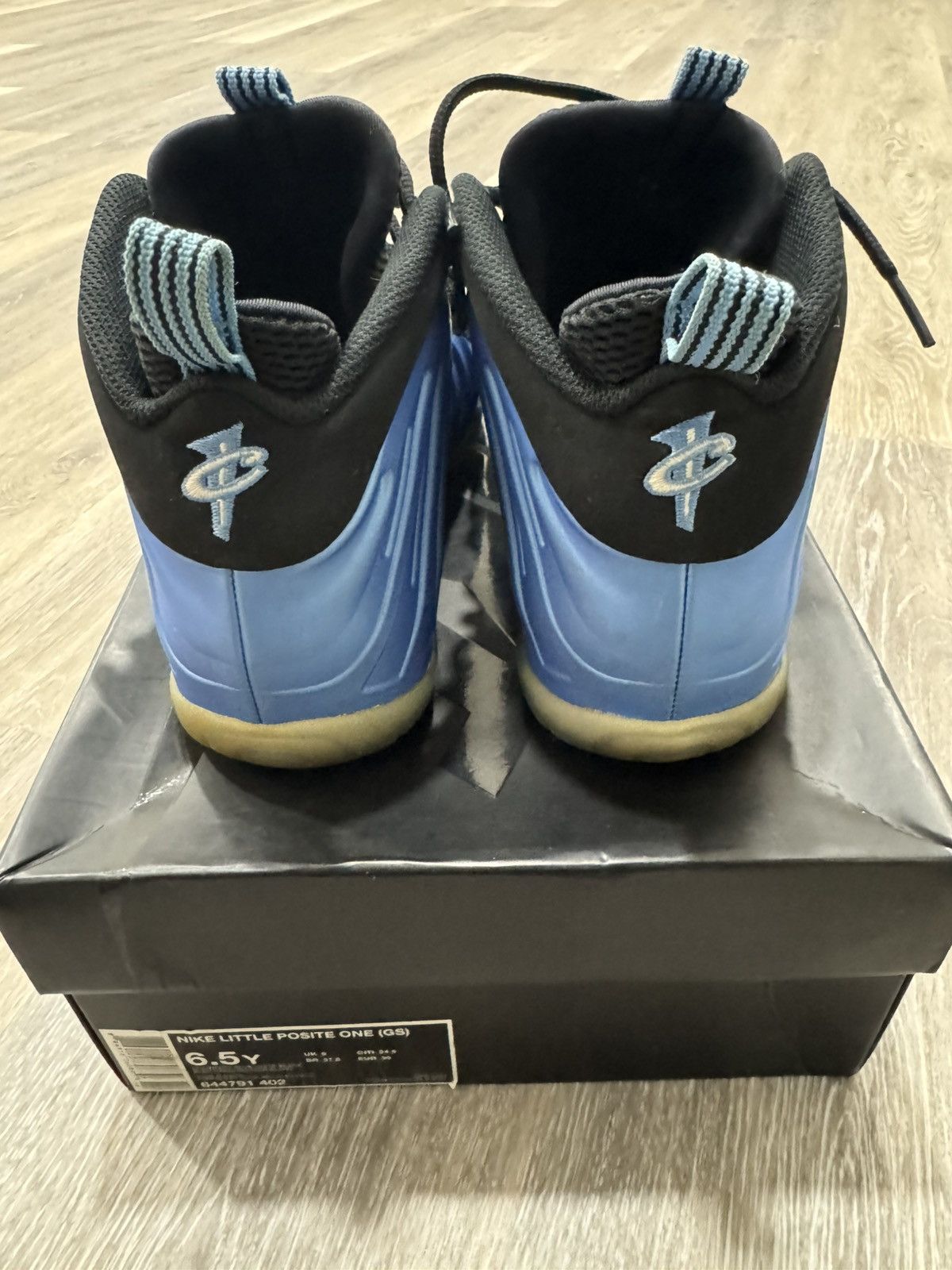 Nike NIKE LITTLE POSITE ONE (GS) Size US 6.5 / EU 39-40 - 6 Thumbnail