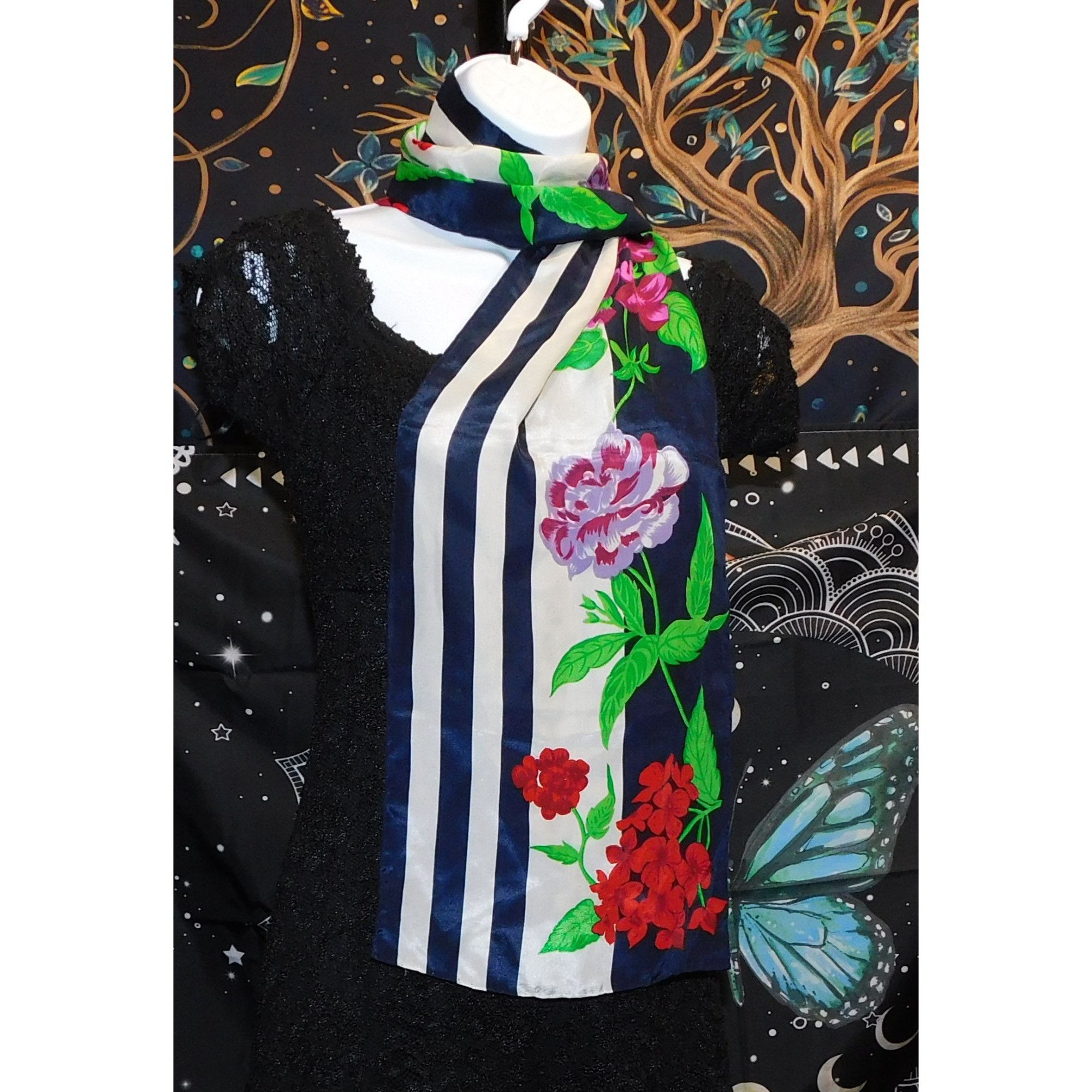 Other Preppy Floral Striped Satin Scarf With Red & Pink Flowers Na Size ONE SIZE - 1 Thumbnail