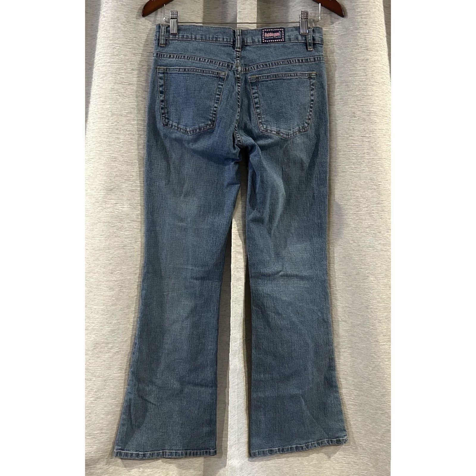 Vintage VINTAGE Bubblegum Jeans Grunge Distressed 7/8 Low Rise Flare Blue Women's 29x31 31in 6.5-8.5in Rise Size 28" / US 6 / IT 42 - 3 Thumbnail