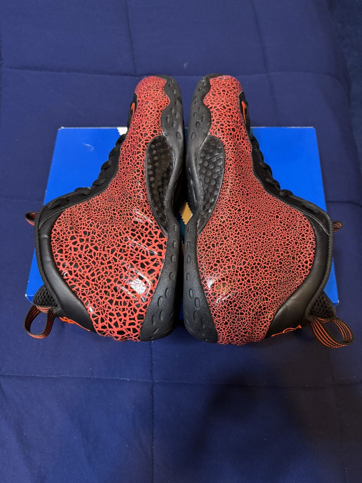 Nike Air Foamposite One Cracked Lava 2020 Size 10 Size US 10 / EU 43 - 3 Thumbnail