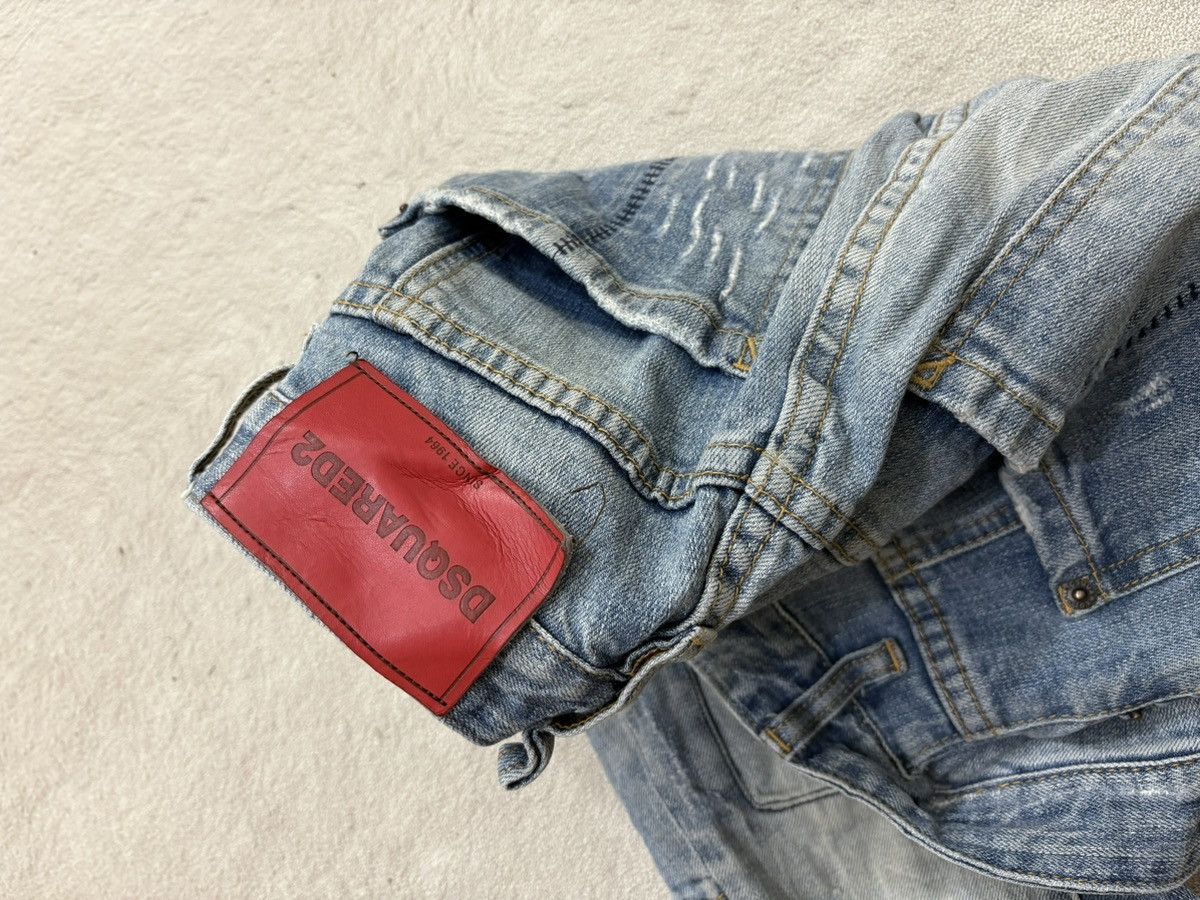 Japanese Brand 2000s Dsquared Patchwork Denim Ripped Wash Jeans Y2K LGB Size US 31 - 8 Thumbnail