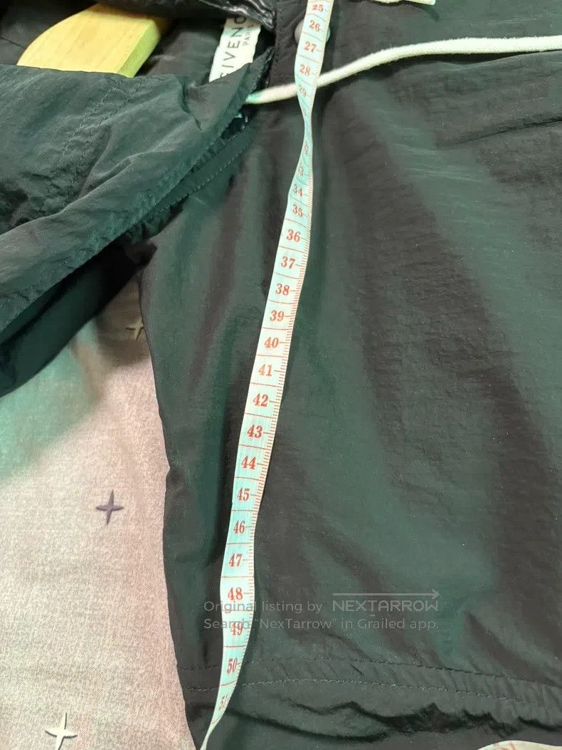 Givenchy Givenchy Black drawstring glossy nylon mixed windbreaker Size US L / EU 52-54 / 3 - 6 Thumbnail